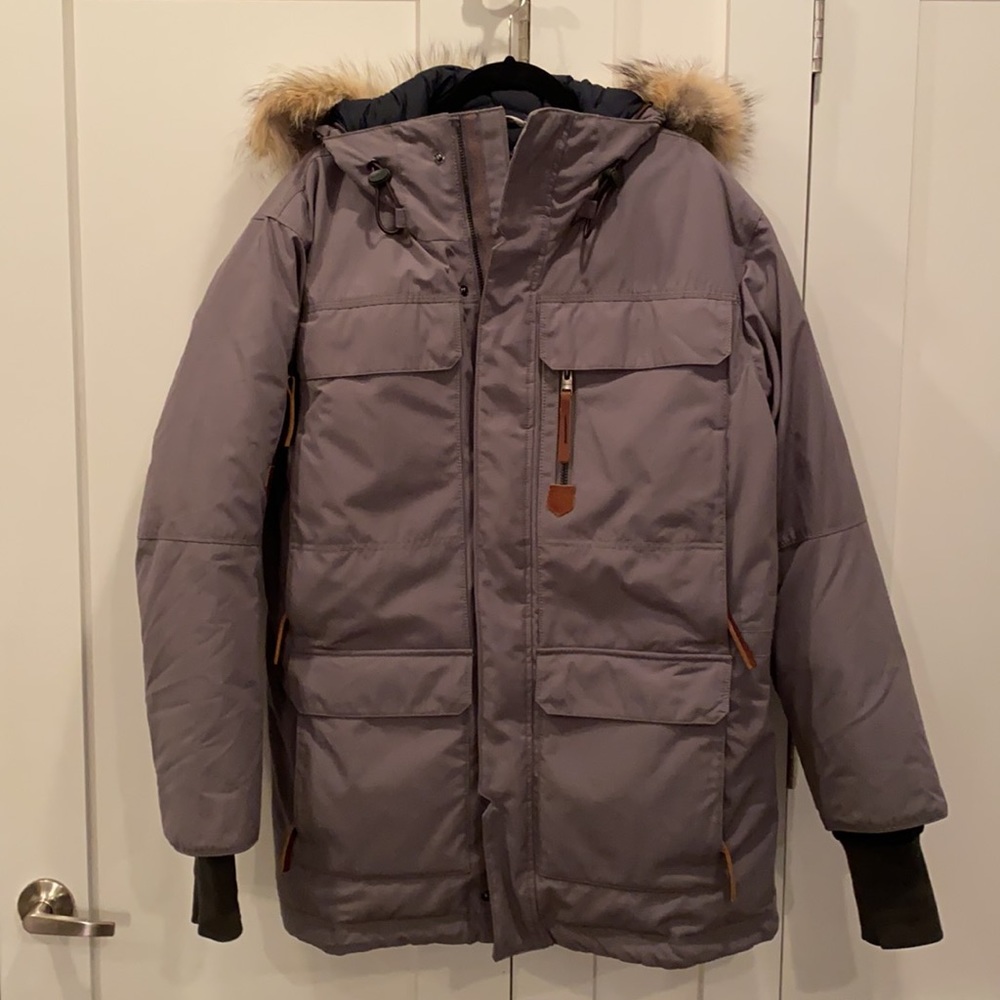 Sorel Caribou Down Parka (Size M)
